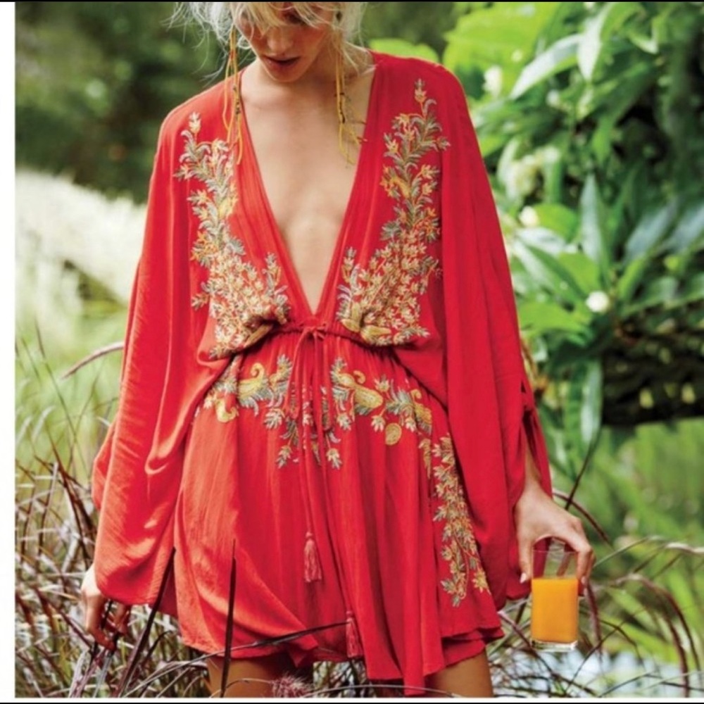 The HARLEY Embroidered Mini Dress🎉🎉HP!🎉